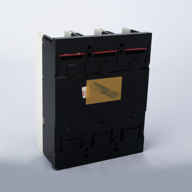 DZ20Y-630-3300 plastic case circuit breaker